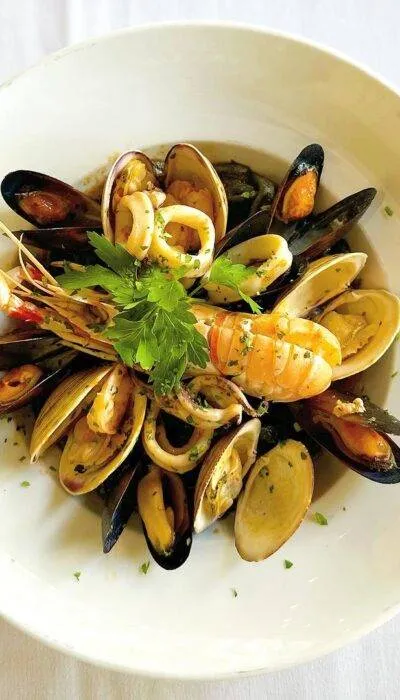 Le Sorelle Seafood Dish